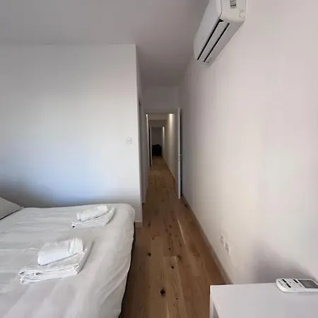 City Center 2bed Luxury Flat لارنكا